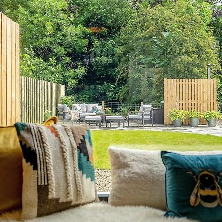 Luxury Riverside Retreat Broughton  Buitenkant foto