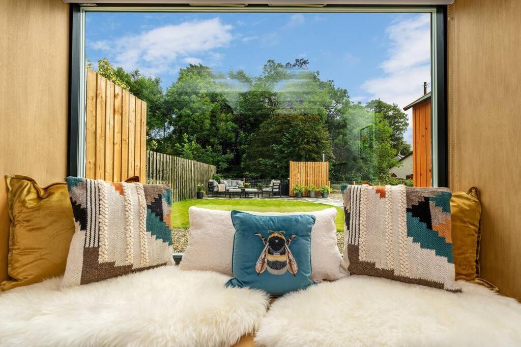 Luxury Riverside Retreat Broughton  Buitenkant foto